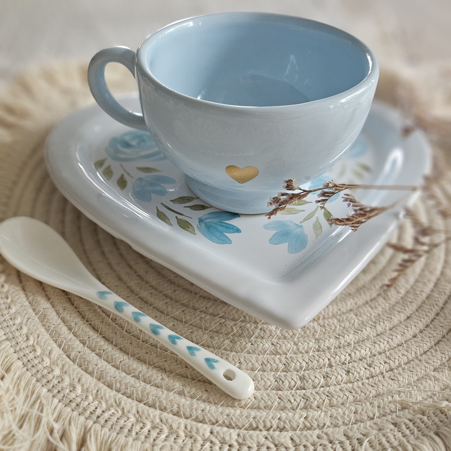 Taza corazón oro