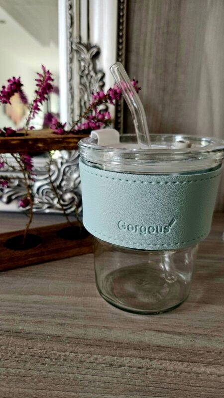 Vaso de vidrio con sorbete